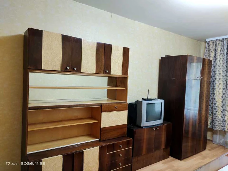 Квартира. Київ, Милославська вул.