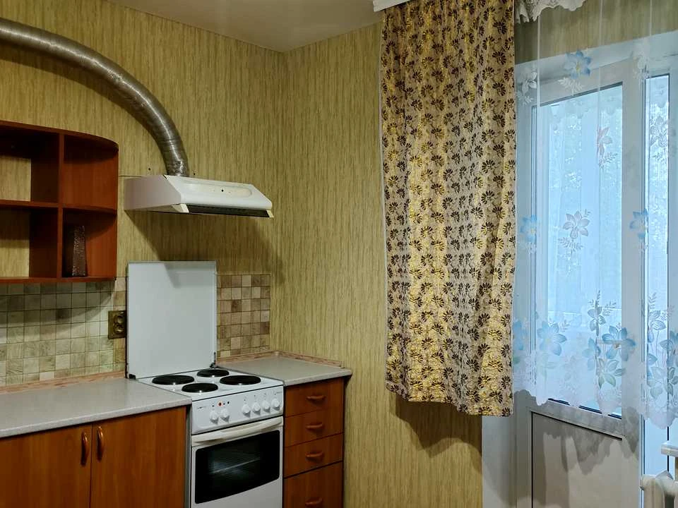 Квартира. Київ, Милославська вул.