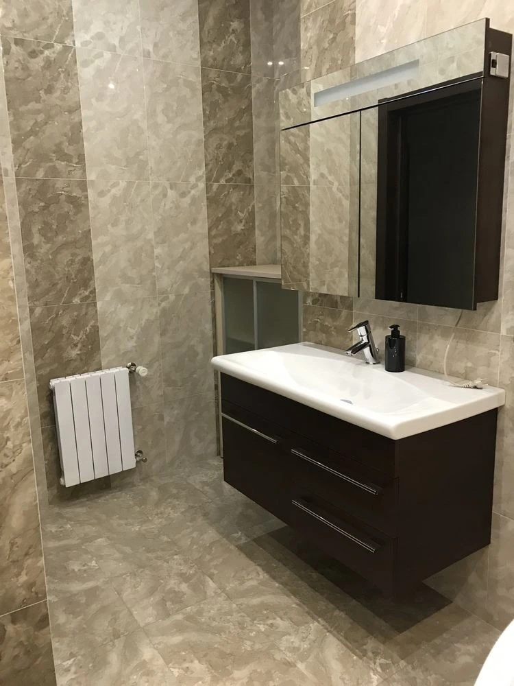 Без Комиссии. ул Мокра 16 (площадь131кв. м) Квартира 3-ком.