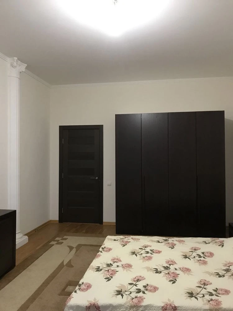 Без Комиссии. ул Мокра 16 (площадь131кв. м) Квартира 3-ком.