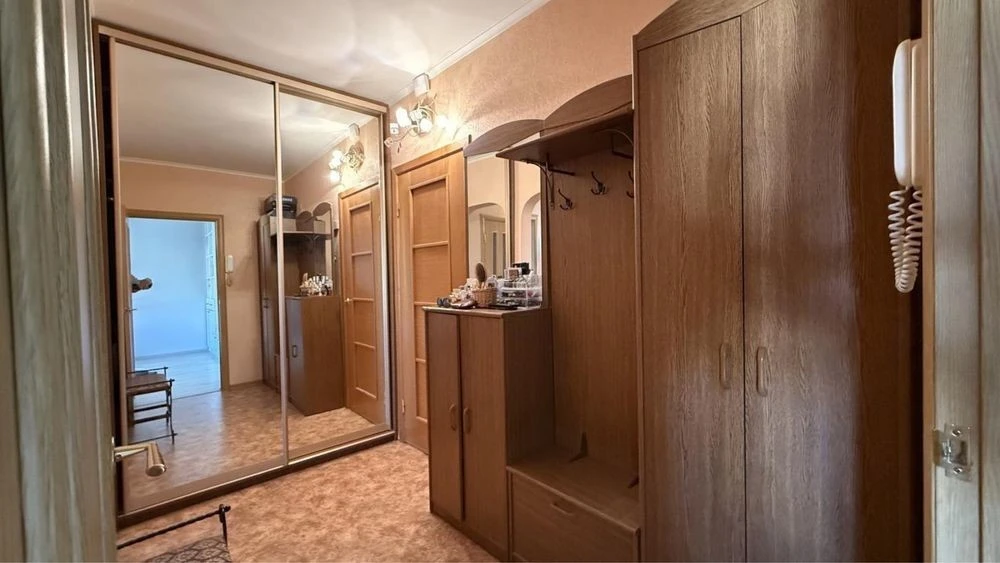Продаж 2к квартири за адресою просп. Червоної калини, 38/10