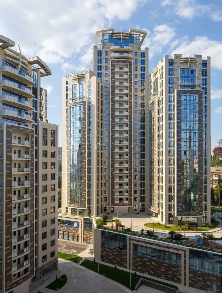 Продаж квартира 60м з ремонтом Бульвар Фонтанів Іоанна Павла