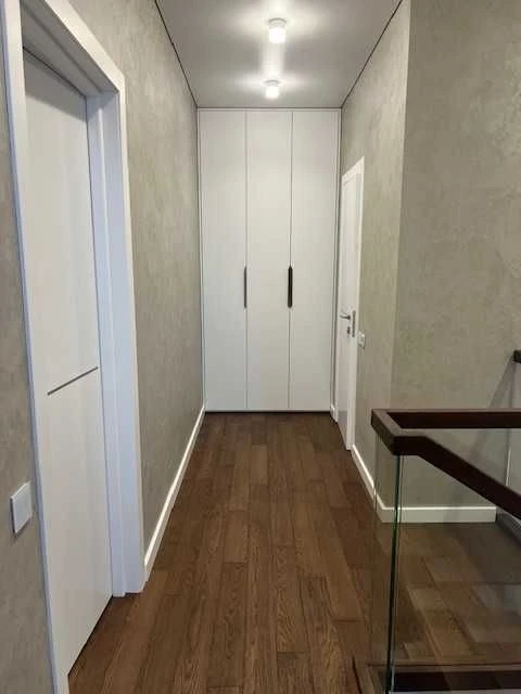 Продам 3к квартиру з авторським ремонтом!