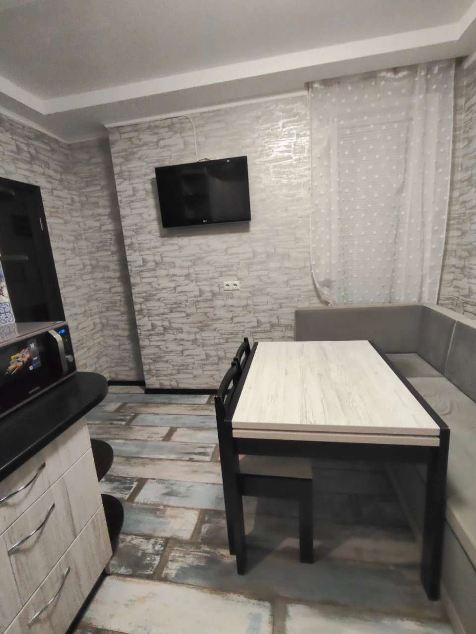 Продаж 1-кімнатної квартири в ЖК Новомостицько-Замковецький