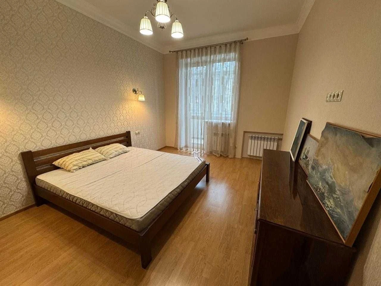 Продам 3 кімнатну з ремонтом, Митрофана Довнар-Запольського