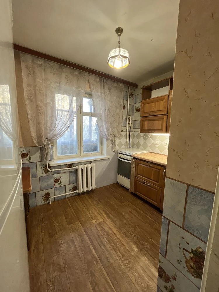 продам 1к квартиру на 2 поверсі
