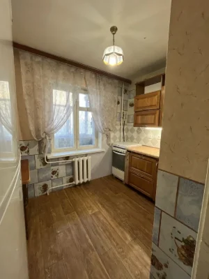 продам 1к квартиру на 2 поверсі