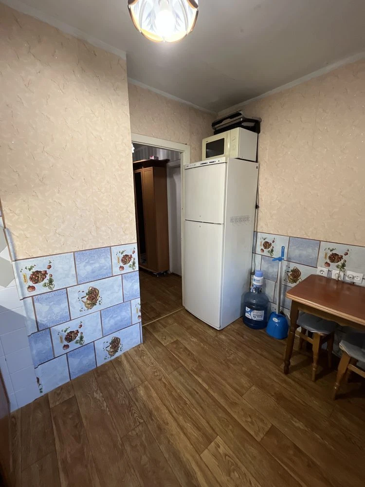 продам 1к квартиру на 2 поверсі