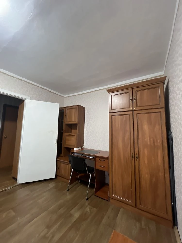 продам 1к квартиру на 2 поверсі