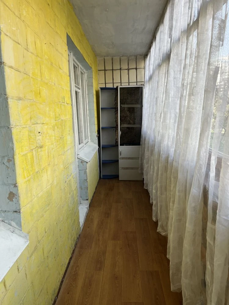 продам 1к квартиру на 2 поверсі
