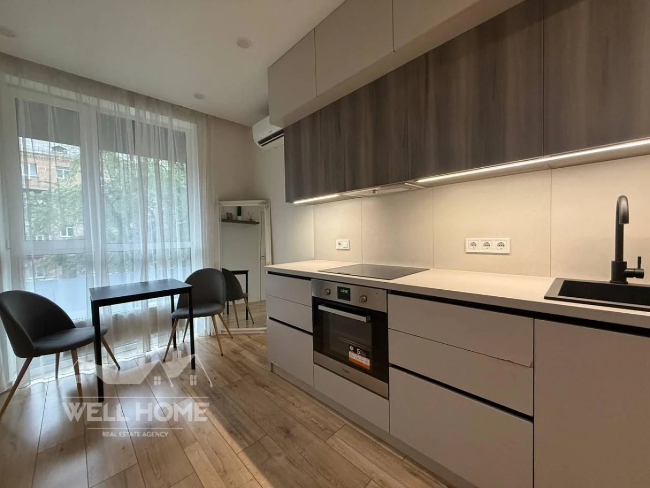 Продаж 1к квартири, вул. Ісмаїла Гаспринського, 3, ЖК "Метро