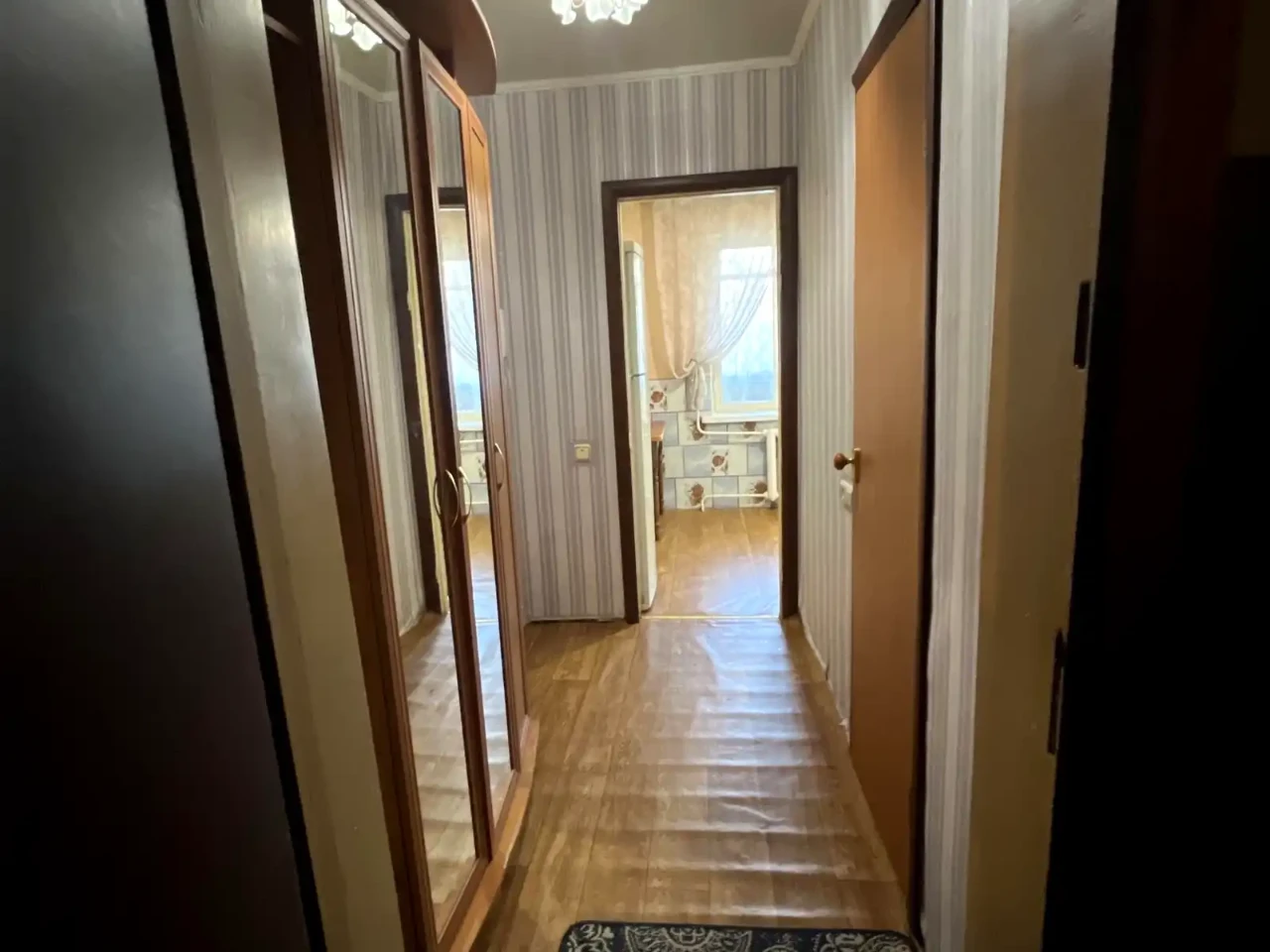 Продаж квартири 1-кімн. 30 м² 2/9 пов.
