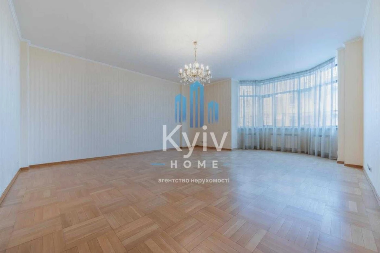 Продаж квартири в центрі Києва/ 3 кім/ 110 м.кв/ вул Пирогов