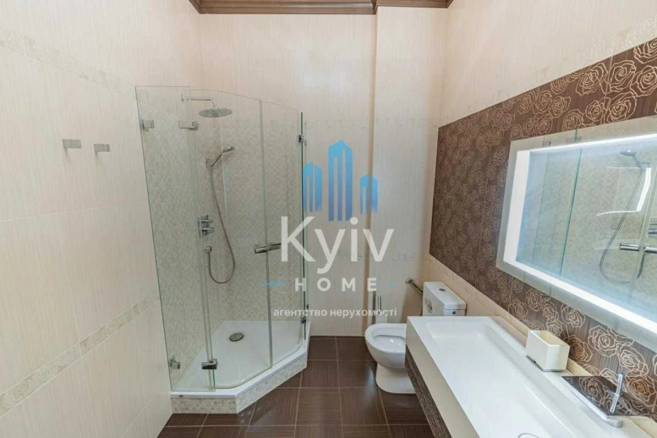 Продаж квартири в центрі Києва/ 3 кім/ 110 м.кв/ вул Пирогов