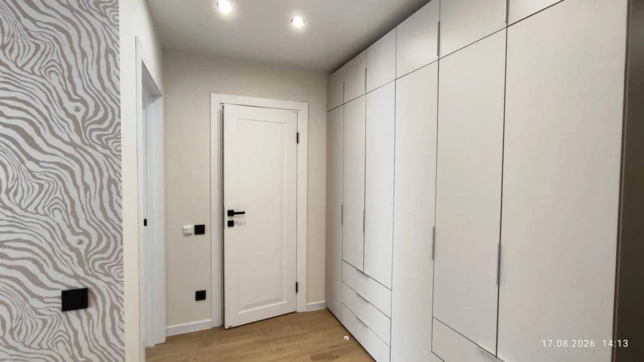 Продам однокімнатну квартиру (47 м²) у Києві, Голосіївський