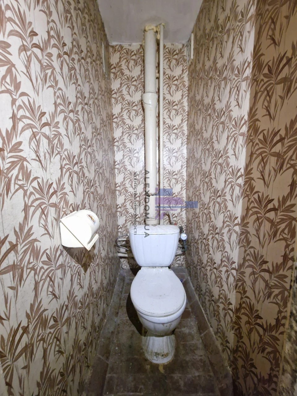 Продаж 1 кімнатної квартири по вул. Сержа Лифаря (Сабурова),
