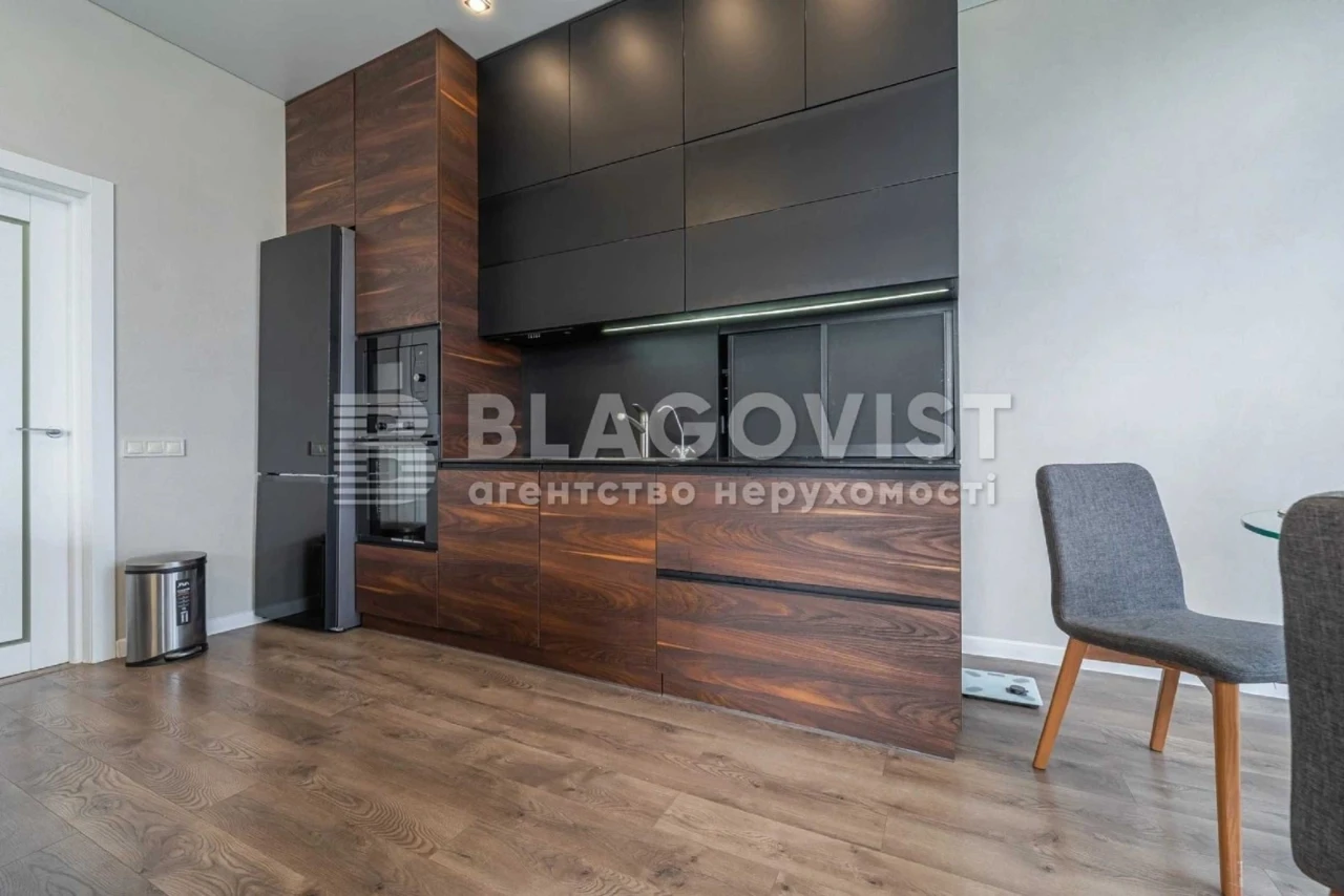 Продаж 2-к квартири 92,9 м² Центр, Білоруська 3 Без%