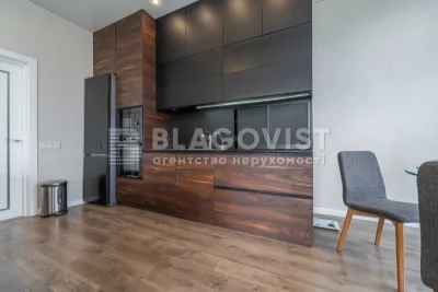 Продаж 2-к квартири 92,9 м² Центр, Білоруська 3 Без%