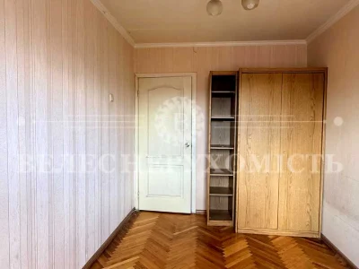 Квартира. Київ, Йорданська вул.