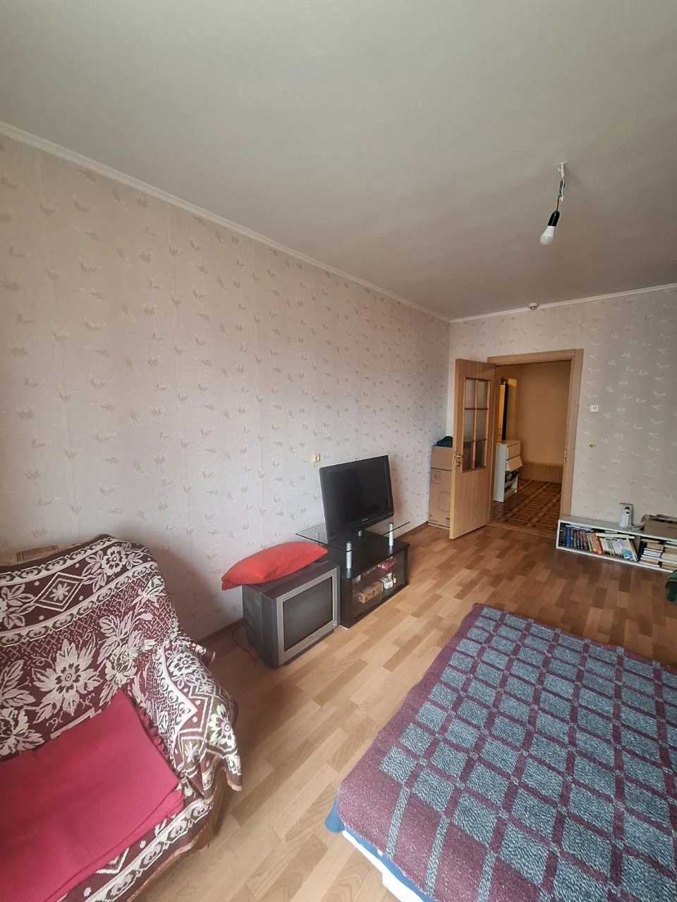ПРОДАЖ 3-кімнатної квартири, 97М2. вул. Цвєтаєвої, 9А