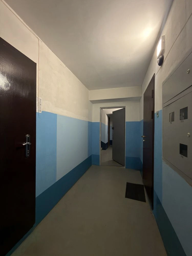 Велика 1к квартира на ж/м Червоний камінь  , Савкіна
