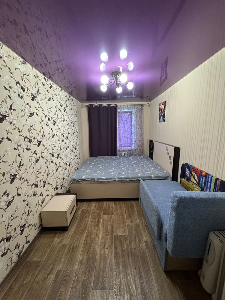 продам 3к квартиру, автономка. район Титова