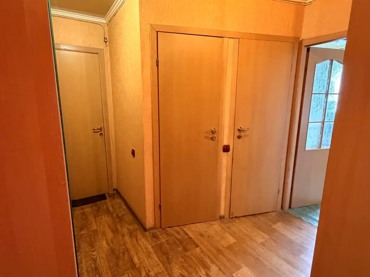 Продаж квартири 3-кімн. 70.1 м² 7/9 пов.
