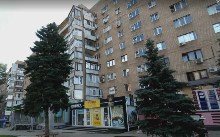 Науки 66! Метро 23 Августа! 1 мин Продам 2К 45 м2 с ремонтом