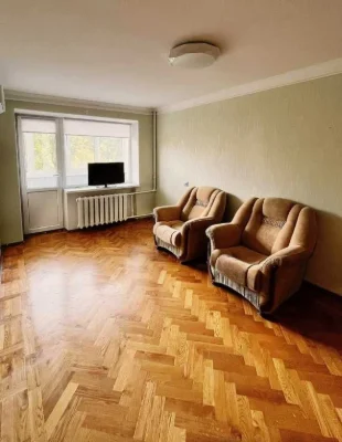 Науки 66! Метро 23 Августа! 1 мин Продам 2К 45 м2 с ремонтом