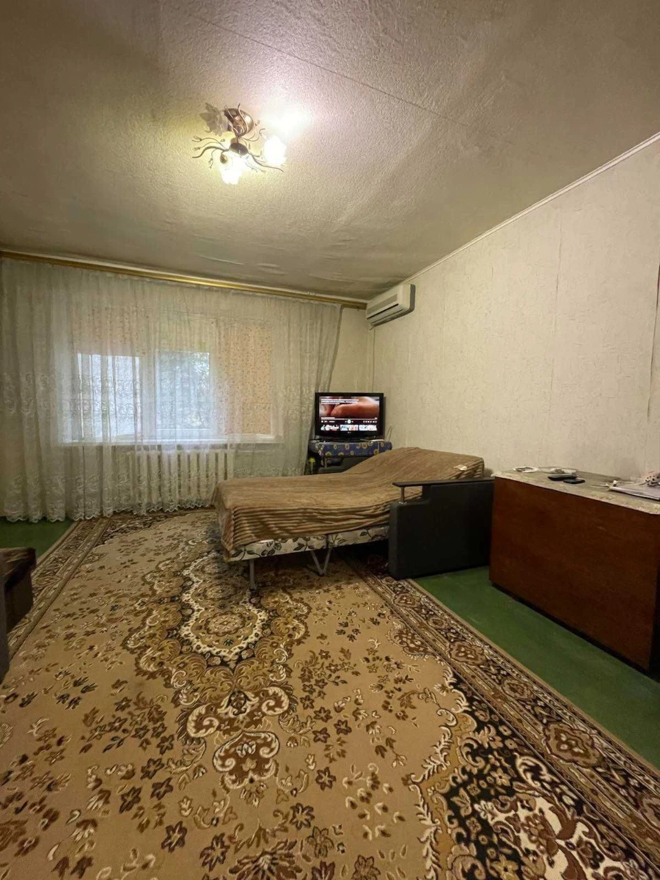 Продам 2к квартиру вул . Данили Нечая (Кротова) 12й Квартал