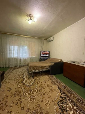 Продам 2к квартиру вул . Данили Нечая (Кротова) 12й Квартал