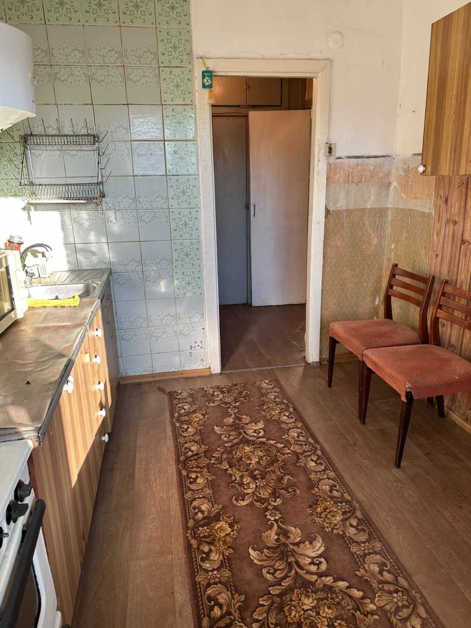 Продам  свою трьох кімнатну квартир. м.Харків сел.Жуковськог