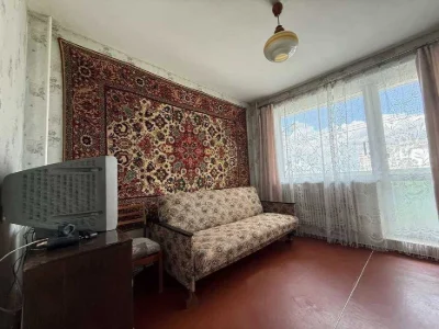 Продам 3к.квартиру-улучшенку,10\16,ул.Шариковая 52 (405367)