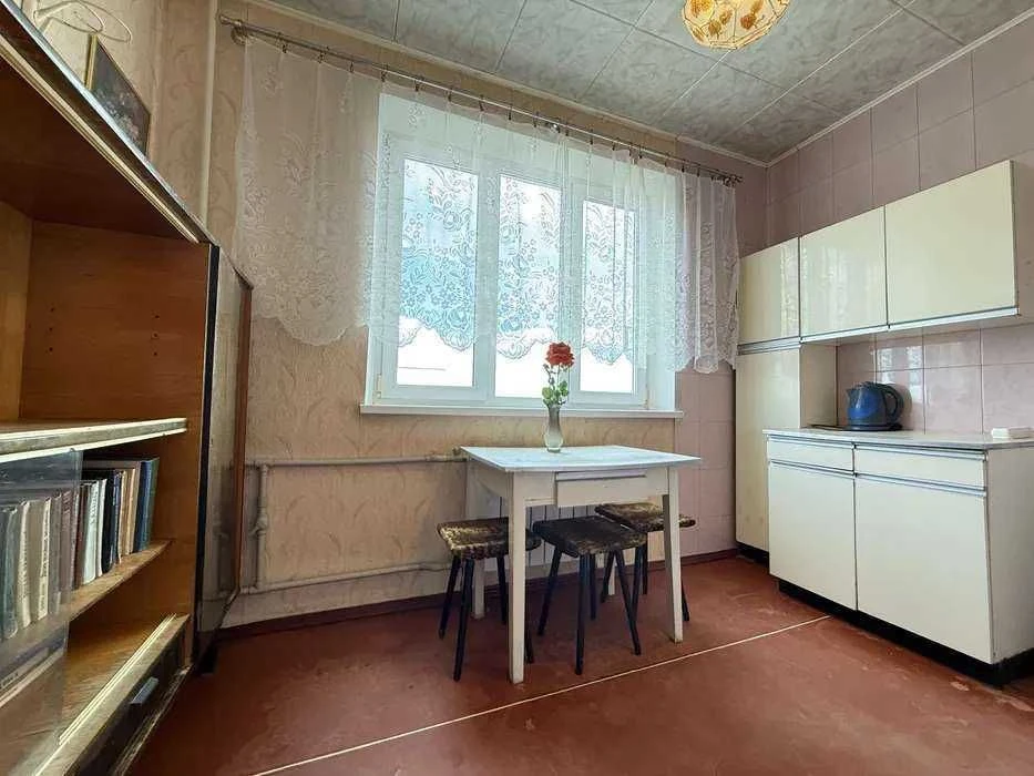 Продам 3к.квартиру-улучшенку,10\16,ул.Шариковая 52 (405367)