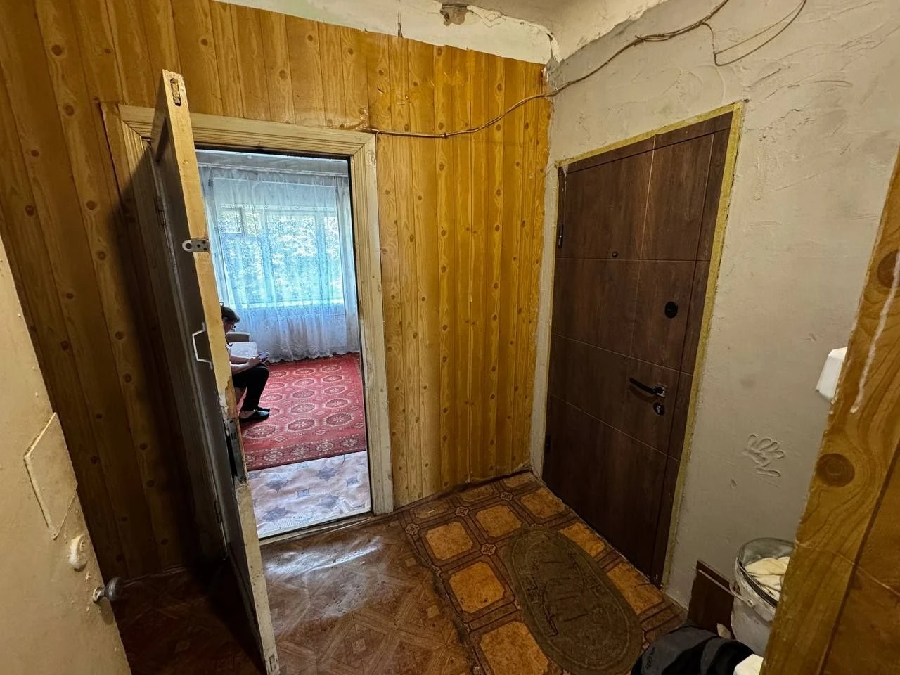 Продам кімнату в гуртожитку, центр, власник.