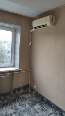 Продам кімнату в комунальній квартирі по вул.Празька