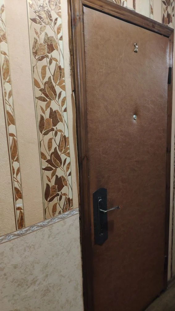 Продам кімнату в комунальній квартирі по вул.Празька