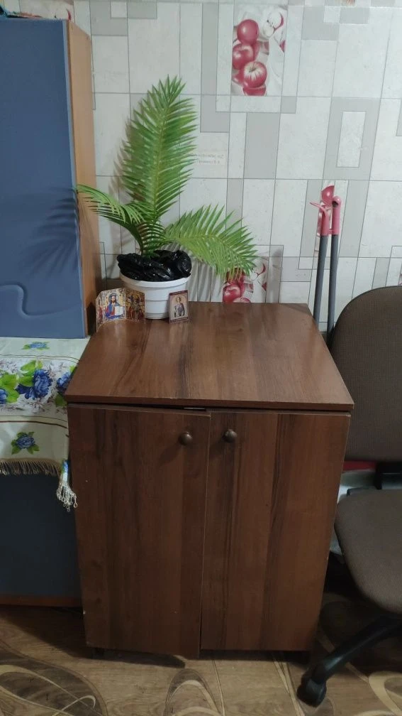 Продам кімнату в комунальній квартирі по вул.Празька