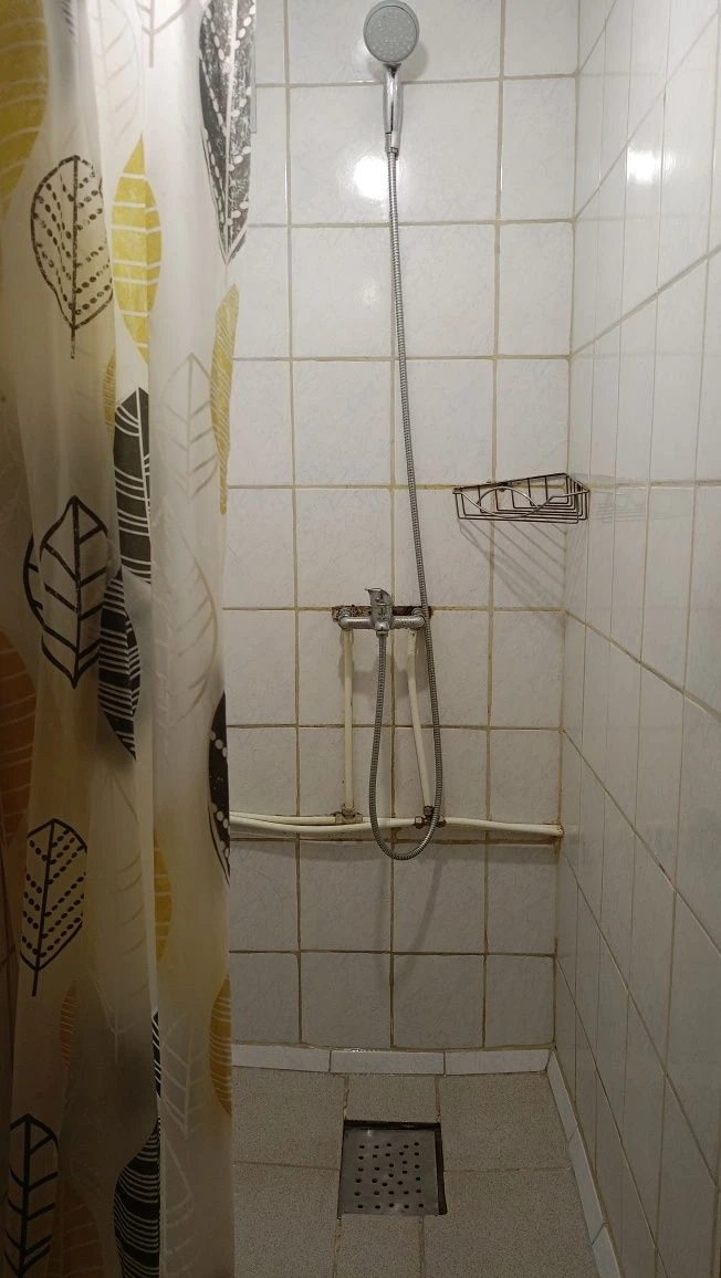 Продається кімната в гуртожитку в центрі міста