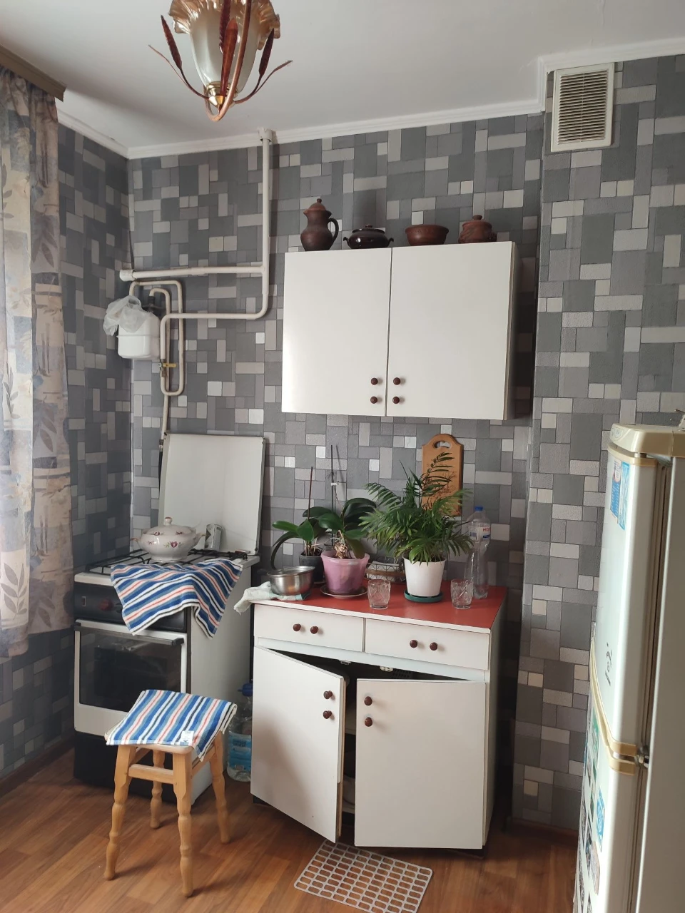 Продаж м.Бориспіль 1 кімнатна квартира по вулиці Бежівка, 7