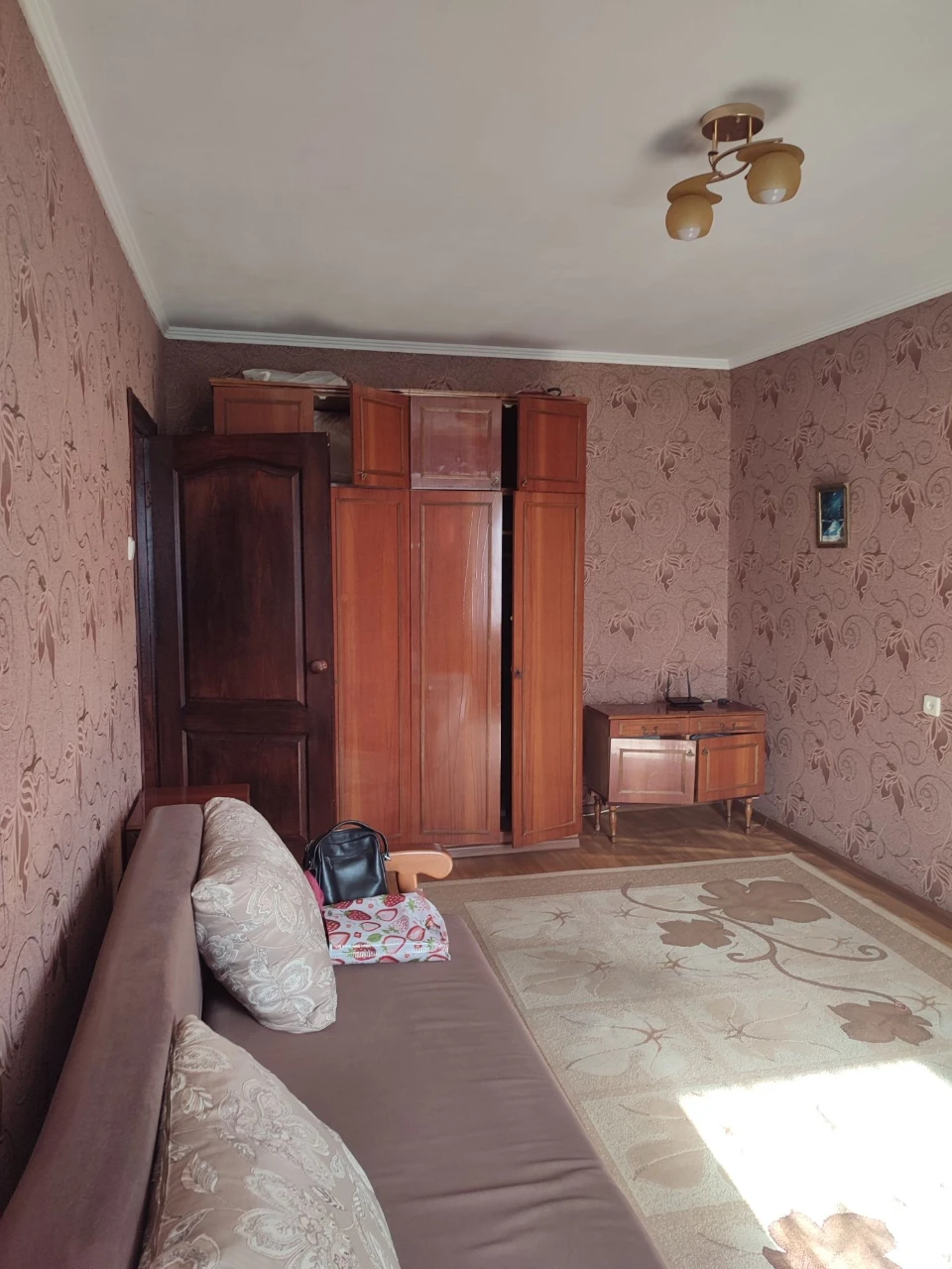 Продаж м.Бориспіль 1 кімнатна квартира по вулиці Бежівка, 7
