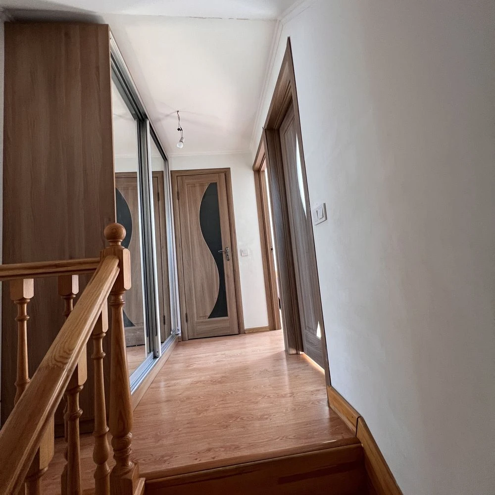 Ірпінь. Продам Дворівневу 2к квартиру. Індивідуальне газове