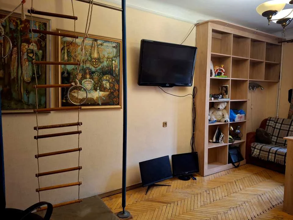 Квартира. Київ, Борисоглібська вул.