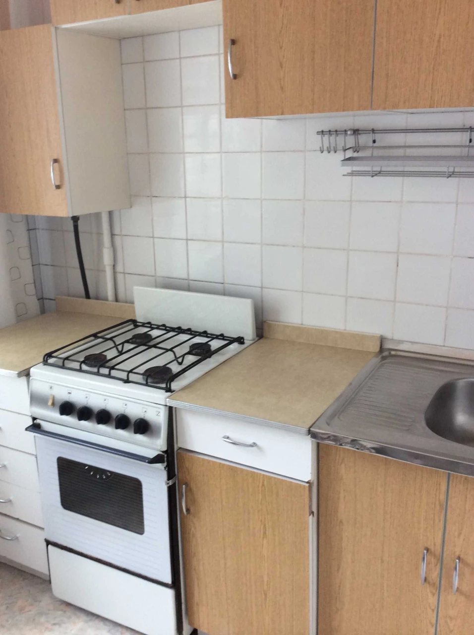 Продам 2 кімнатну квартиру вул Гната Юри 11