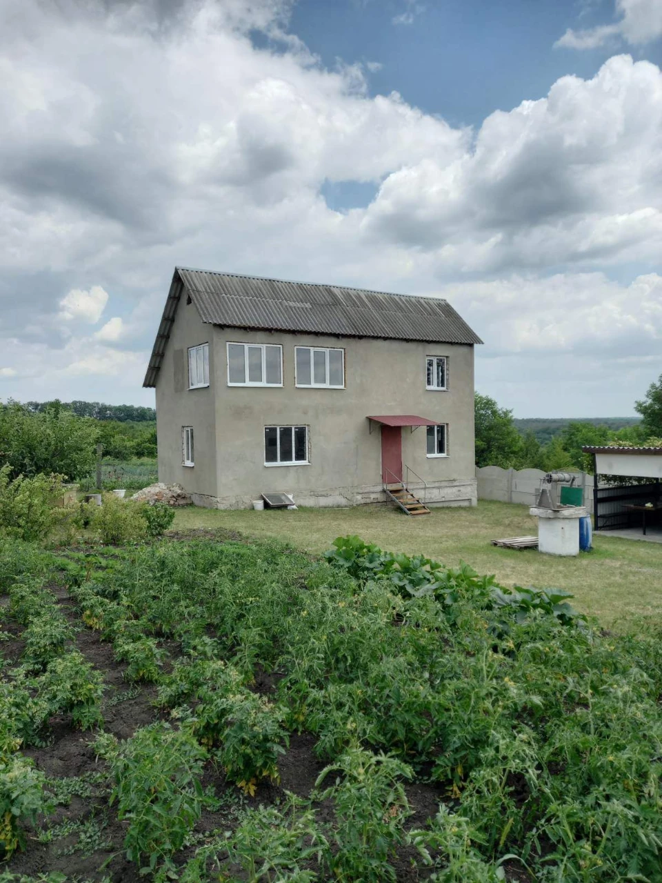 Продам участок с начатым строительством