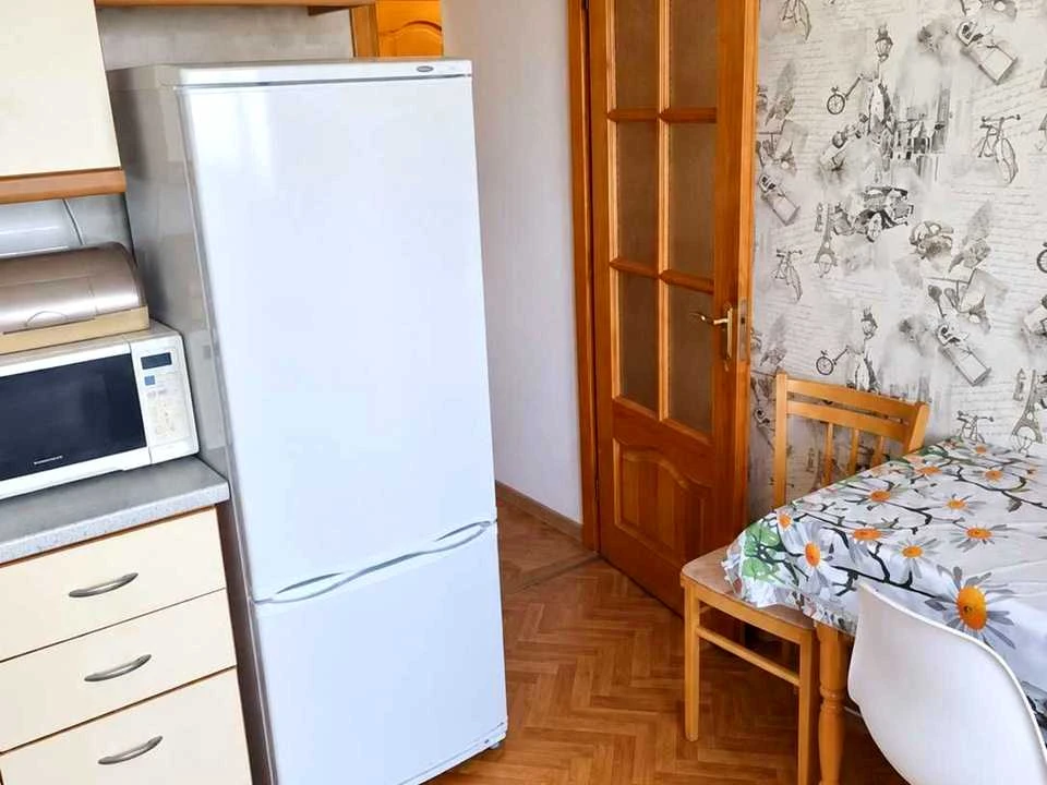 Квартира. Київ, Оболонський просп.