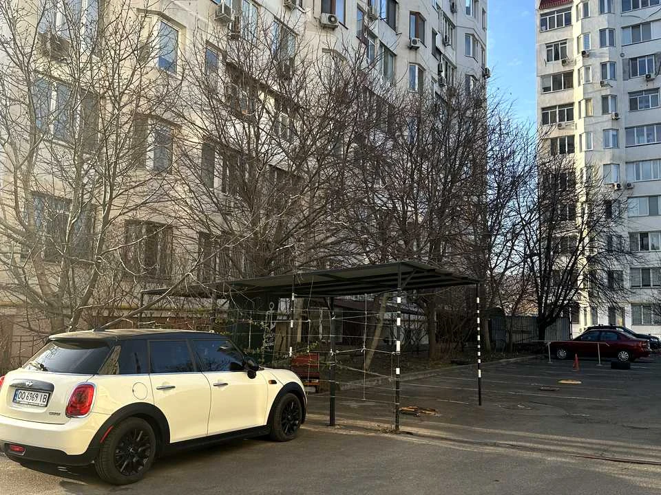 Квартира. Одеса, Тополина вул.