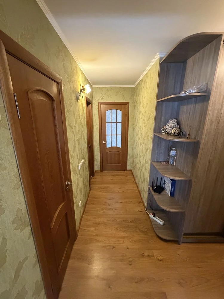 Продам 2 ком с ремонтом Молодежный кредит
