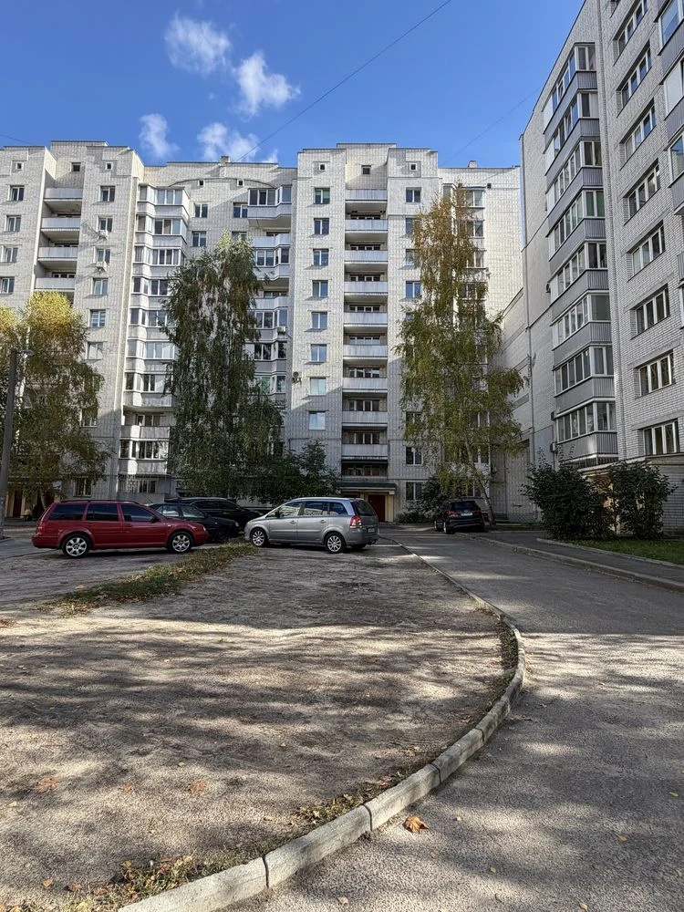 Продам 2 ком с ремонтом Молодежный кредит