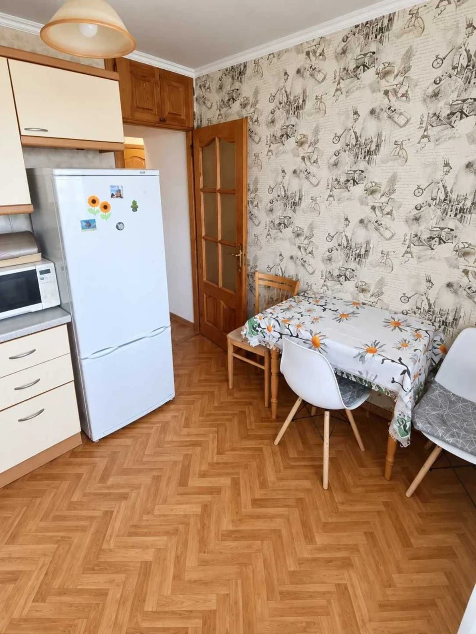 Є газ. Продаж 1-кімнатної квартири біля метро. Оболонський п